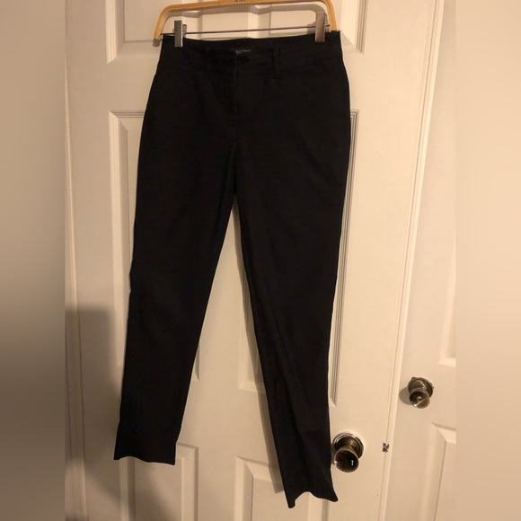 Never worn woman pants - Picture 2 of 2